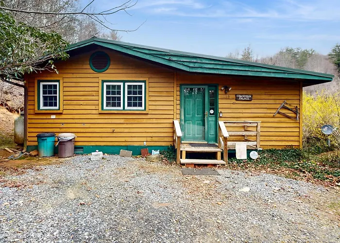 1 Bed 1 Bath Vacation Home In Sylva