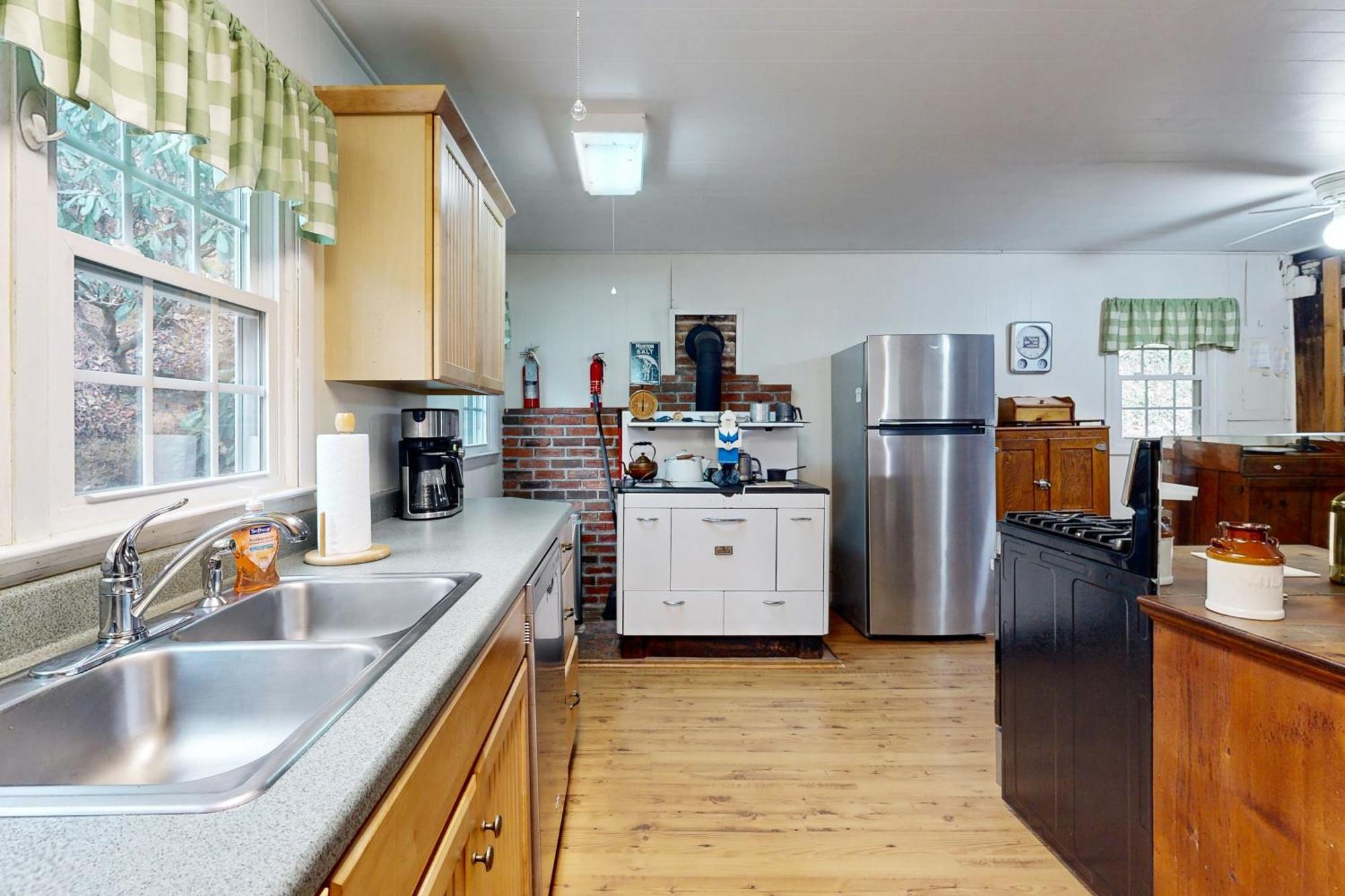 1 Bed 1 Bath Vacation In Holiday home Sylva