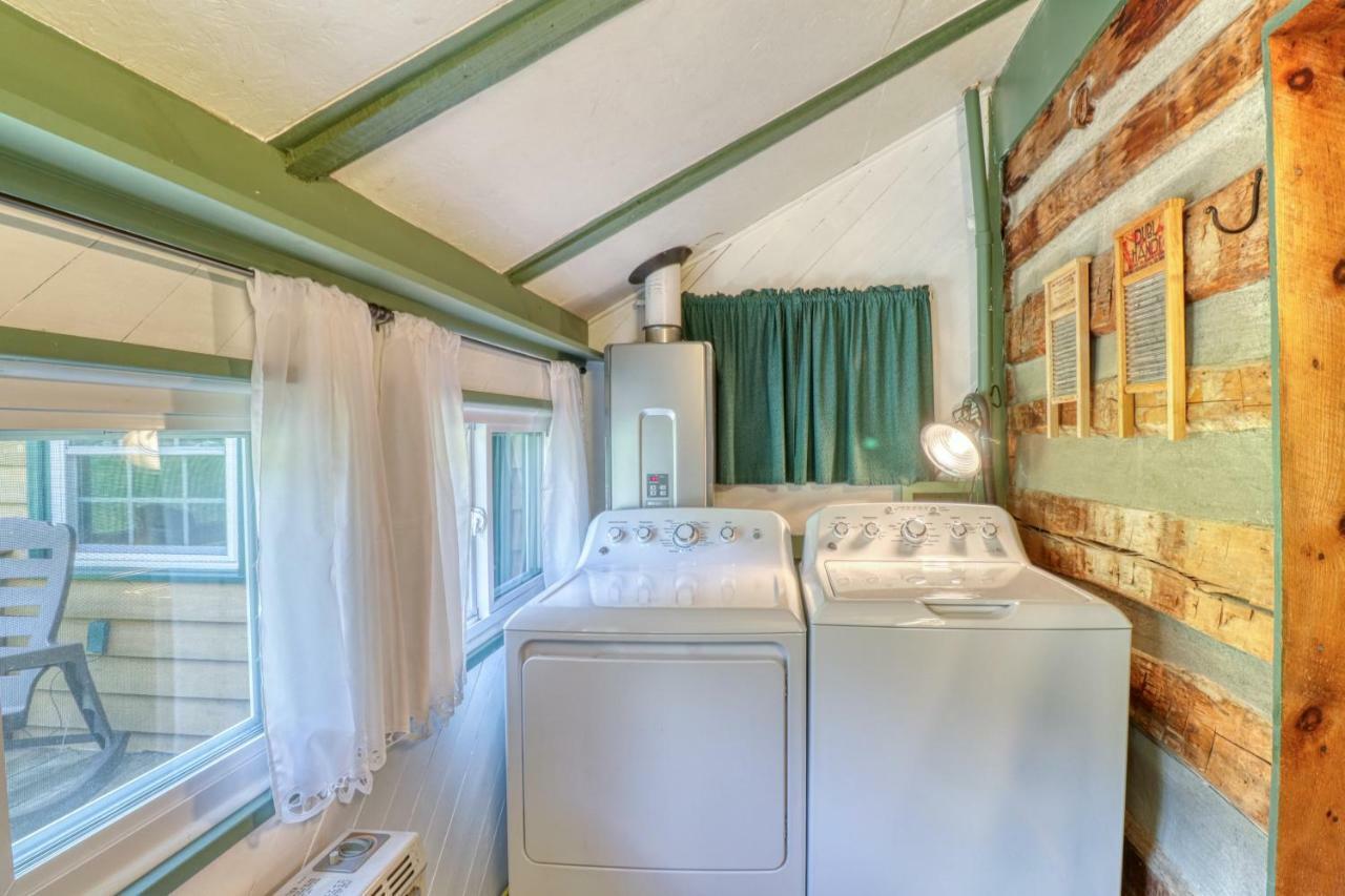 1 Bed 1 Bath Vacation In Sylva