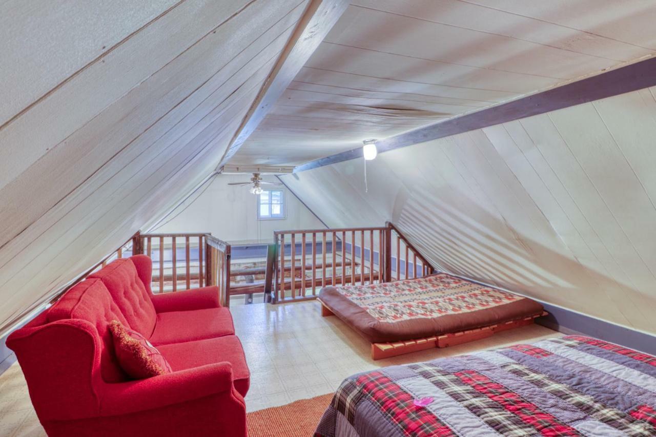 1 Bed 1 Bath Vacation In Sylva
